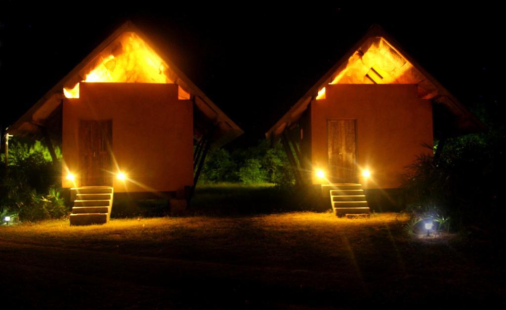 Ruwala Resort Kalkudah Habitación foto