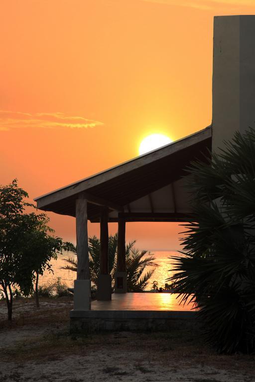 Ruwala Resort Kalkudah Habitación foto