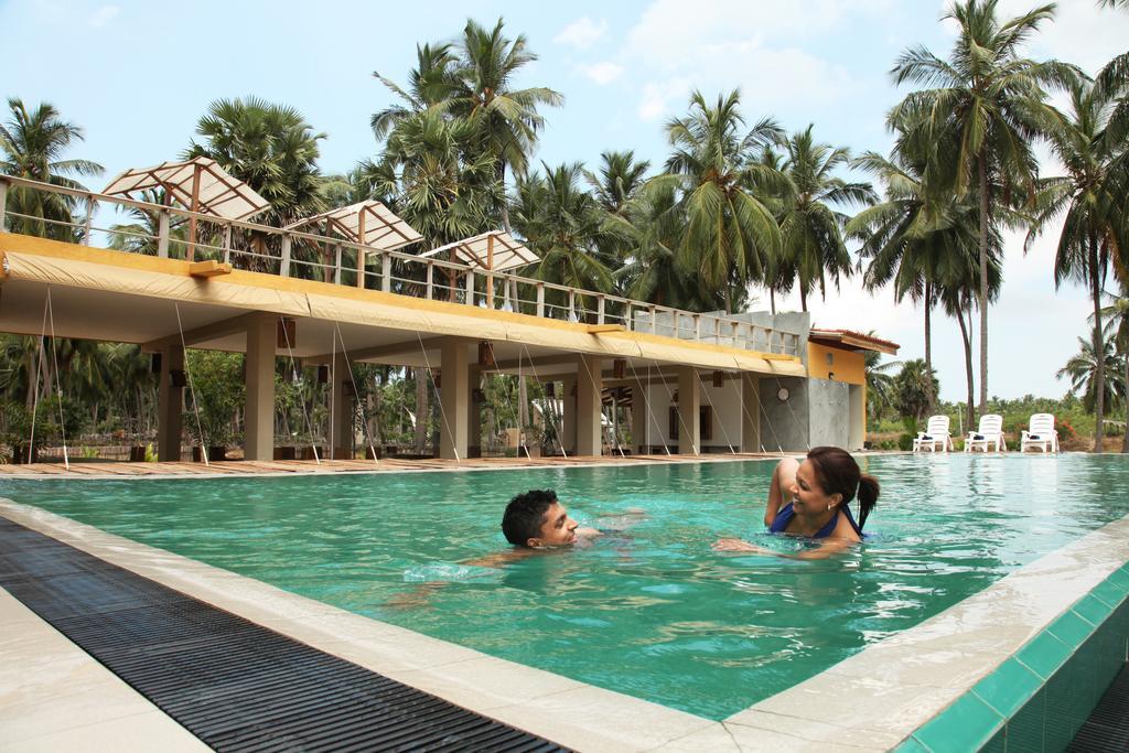Ruwala Resort Kalkudah Exterior foto