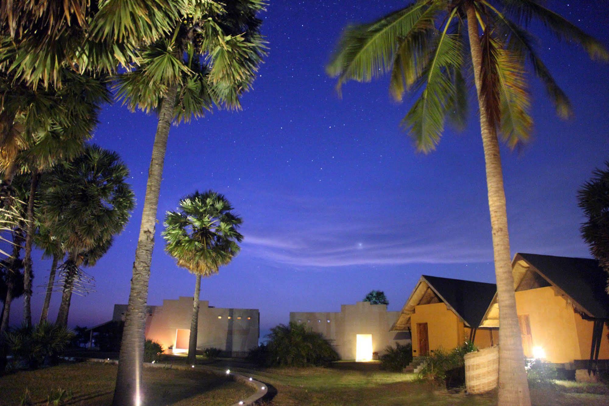 Ruwala Resort Kalkudah Exterior foto