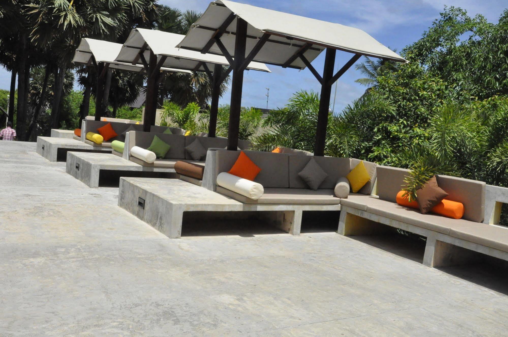 Ruwala Resort Kalkudah Exterior foto